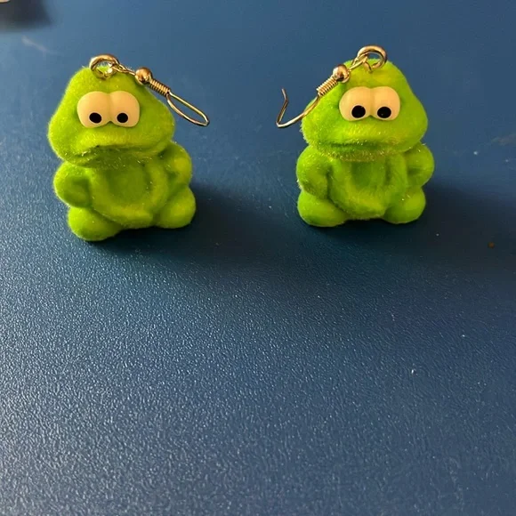 Frog Earrings - Picture 3 of 6